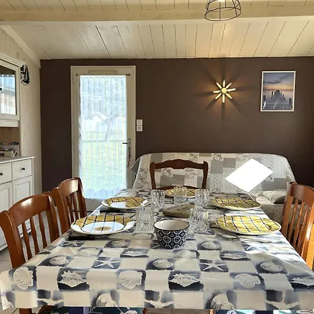 Br040-197 2 Pieces Mezz 5 Couchages Sur Vila